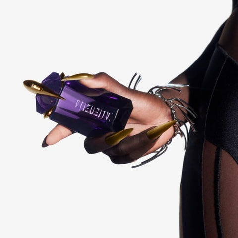 Mugler Alien - Eau de Parfum - Women's Perfume - Floral & Woody - With Jasmine, Wood, and Amber - Long Lasting Fragrance - 1.0 Fl Oz Mugler
