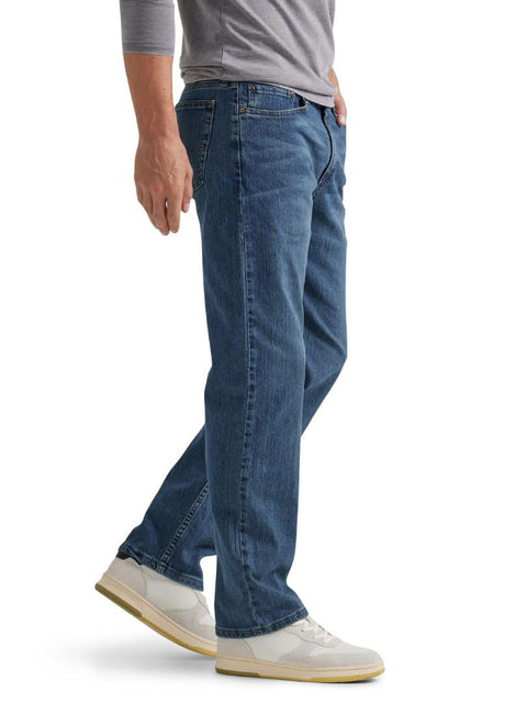Wrangler Authentics Men's Regular Fit Comfort Flex Waist Jean, Blue Ocean, 34W x 32L