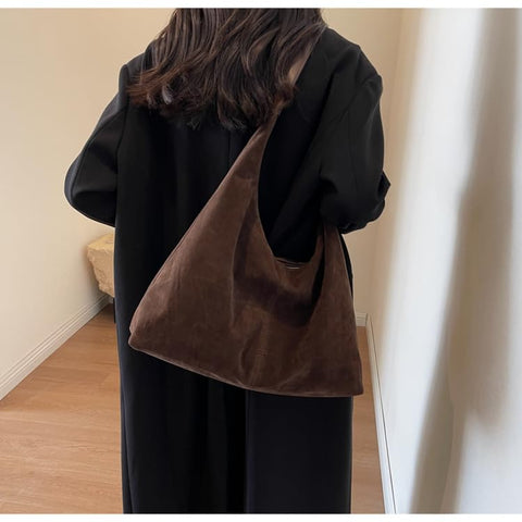 Women’s Trendy Suede Tote Bag Shoulder Bags For Women Fall Underarm Bag Winter Hobo Bag Work Purses Suede Travel Handbag