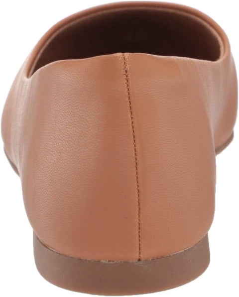 Amazon Essentials Women's Pointed-Toe Ballet Flat, Camel, 8