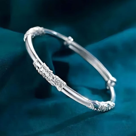 Kim Carrey S925 Silver Bangle Bracelet for Women, Elegant Women‘s Sterling Silver Bracelet Bangle Adjustable 6.4-7.8 inches Small Size (Leaf) Kim Carrey