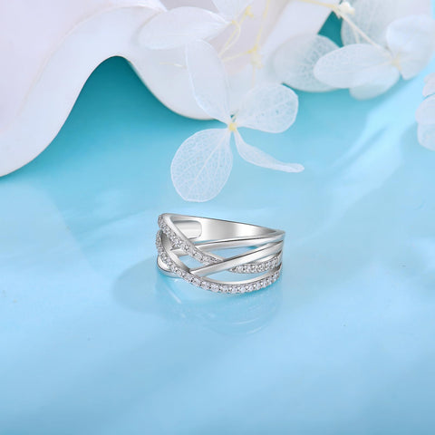 Veshon 925 Sterling Silver Infinity Criss Cross Celtic Knot Ring, 18K White Gold Plated Double X Crossover band Rings Cubic Zirconia CZ Diamond Statement Rings for Women, Size 7 Veshon