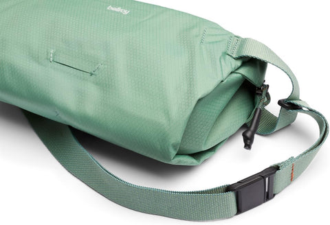 Bellroy Lite Sling, Sling Crossbody Bag For Men & Women, Lightweight Water-resistant Materials, Perfect for Travel, 7L Bellroy