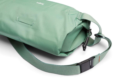 Bellroy Lite Sling, Sling Crossbody Bag For Men & Women, Lightweight Water-resistant Materials, Perfect for Travel, 7L Bellroy