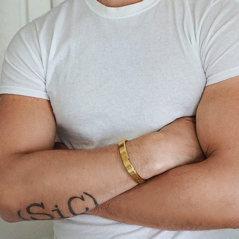 14K Gold Cuff Bracelet Bangle For Men Boys Polished Finish Cuff Black White Bangle Stainless Steel Metal Bracelet with Simple Twisted Line Design Jewelry Gift for Boyfriend CIUNOFOR