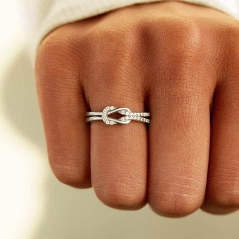 STORYJEWELLERY Mothers Ring, Daughter Gifts from Mom, Birthday Gifts for Mom, Mom Presents, 925 Sterling Silver Square Knot Ring for Women, Christmas, Thanksgiving, Mothers Day, Anniversary Size7Y STORYJEWELLERY