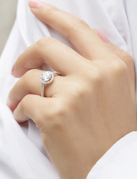 SILVERNANA 1.6CT Moissanite Halo Engagement Ring for Women Sterling Silver Round Cut Moissanite Promise Ring Size 8.5 SILVERNANA