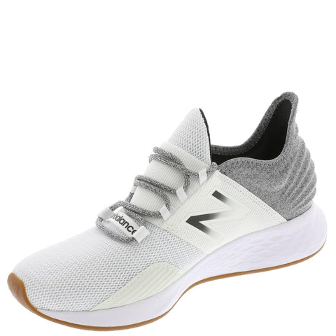 New Balance Women's Fresh Foam Roav V1 Sneaker