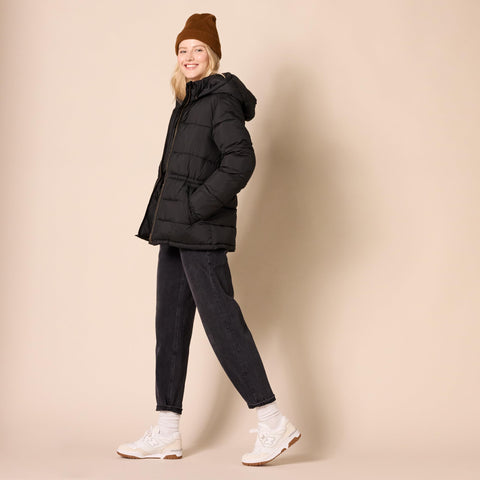 Amazon Essentials Women's Heavyweight Quilted Hooded Puffer Winter Jacket with Adjustable Waist, Black, X-Large Amazon Essentials