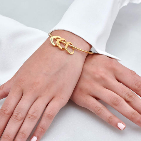 MyNameNecklace MYKA - Personalized Bracelet Bangle with Heart Pendants - Custom Made Multiple Pendant Jewelry Wife Women Christmas Gift (Gold Plated Sterling Silver) MyNameNecklace