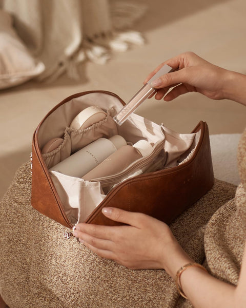 EACHY Travel Makeup Bag,Large Capacity Cosmetic Bags for Women,Waterproof Portable Pouch Open Flat Toiletry Bag Make up Organizer with Divider and Handle (I-Brown, Medium) EACHY