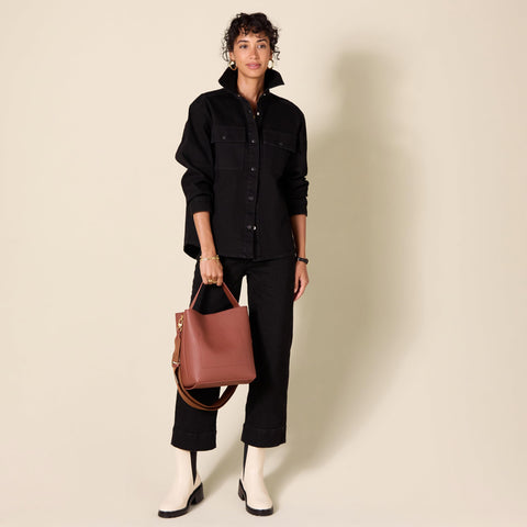 Amazon Essentials Women's Soft Bucket HandBag Tote with Minimalist Design, Dark Brown, One Size