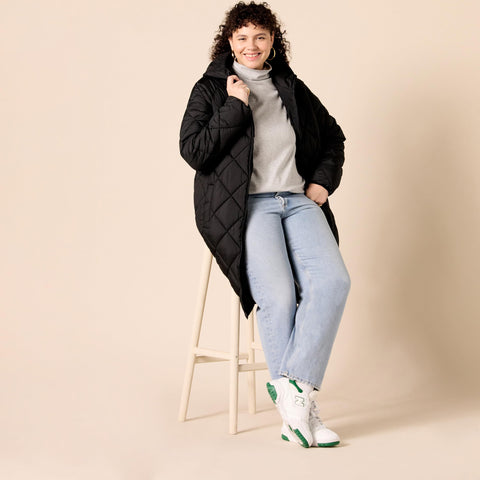 Amazon Essentials Women's Puffer Jacket, Heavyweight Diamond Quilted Knee Length Winter Coat, Black, Large