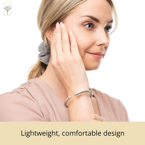 MAX + STONE Lightweight 925 Sterling Silver Bracelet for Women | 7 Inch Open Twist Bracelet with Hinged Clasp | Anti-tarnishing Sterling Silver Bangle Bracelet for Women | Silver Bangles for Women MAX + STONE