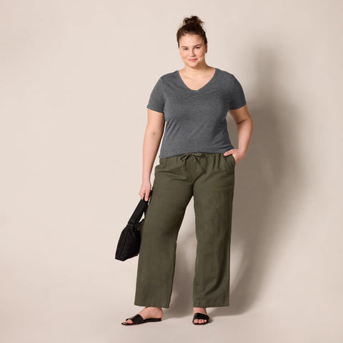 Amazon Essentials Women's Regular-Fit Short-Sleeve V-Neck T-Shirt, Pack of 2, Charcoal Heather/Light Grey Heather, X-Large Amazon Essentials