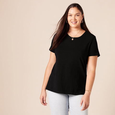 Amazon Essentials Women's Regular-Fit Short-Sleeve Crewneck T-Shirt, Pack of 4, Black/White, X-Large Amazon Essentials