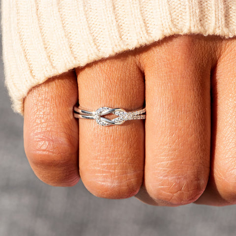 Story Jewellery Promise Rings for Women, Sterling Silver Cubic Zirconia Infinity Knot Wedding Engagement Statement Rings, Birthday Christmas Valentine’s Day Gifts for Women (US Size 07) STORYJEWELLERY