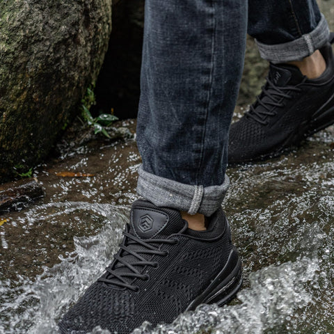 LARNMERN Men Non Slip Work Sneakers Water Resistant Food Service Zapatos Trabajo Antideslizantes Walking Shoes Waterproof Shoes Slip-on, Black 10.5