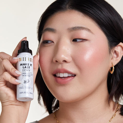 Milani Make It Dewy Setting Spray 3 in 1- Hydrate + Illuminate + Set (2.03 Fl. Oz.) Makeup Finishing Spray - Makeup Primer & Hydrating Setting Spray Milani