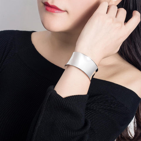 Dankadi Women 925 Sterling Silver Curved Bangle 30MM Wide Grooved Cuff Bangle Girls Shiny Punk Open Bracelet Adjustable Plated 24k Gold/Rose Gold Jewelry Gift (Silver, Adjustable) Dankadi