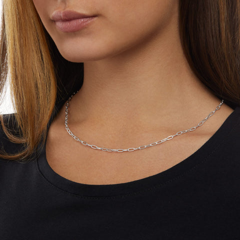 Amazon Essentials Sterling Silver Plated Paperclip Chain Necklace 18", Silver