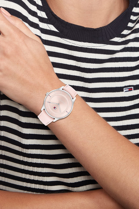 Tommy Hilfiger 1782527 Women's Stainless Steel Case and Calfskin Strap Watch Color: Pink Tommy Hilfiger