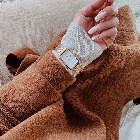 MVMT Signature Square Watches for Women - Premium Minimalist Women’s Watch - Analog, Stainless Steel, 5 ATM/50 Meters Water Resistance - Interchangeable Band - 24mm MVMT