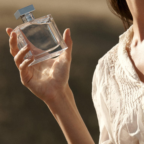 Ralph Lauren FRAGRANCES Romance - Eau de Parfum - Women's Perfume - Floral & Woody - With Rose, Jasmine, and Berries - Medium Intensity - 1 Fl Oz RALPH LAUREN FRAGRANCES