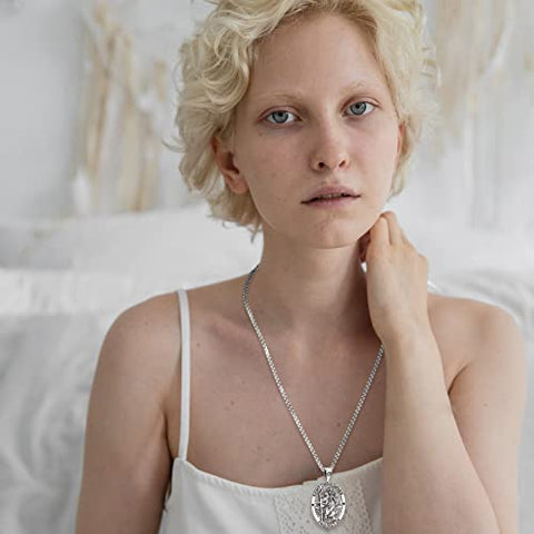 St Christopher Medal for Men Women Saint Christopher Necklace 925 Sterling Silver oval St. Christopher Pendant de plata 925 catholic Saint Christopher Medallion genuine saint christopher pendant necklace religious st christopher necklace 22+2 24 chain Tra Eusense