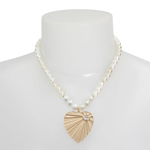 Betsey Johnson Womens Heart Pendant Pearl Necklace Betsey Johnson
