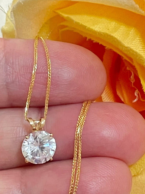 18k SOLID Gold LUXURY WOMENS DAY gift for her 8mm Diamond Necklace Pendant 1.5 carat SOLITAIRE DIAMOND Floating Diamond Necklace Yellow gold HANDMADE Jewellery for women Bday Anniversary WOMENS DAY Generic