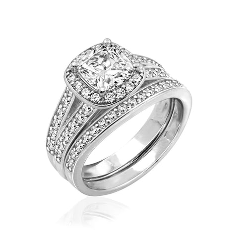 Amazon Collection Sterling Silver Platinum Plated Infinite Elements Cubic Zirconia Cushion Halo Ring, Size 8 Amazon Essentials