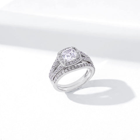 Amazon Collection Sterling Silver Platinum Plated Infinite Elements Cubic Zirconia Cushion Halo Ring, Size 8 Amazon Essentials