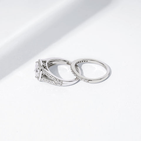 Amazon Collection Sterling Silver Platinum Plated Infinite Elements Cubic Zirconia Cushion Halo Ring, Size 8 Amazon Essentials